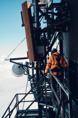 Théo Giacometti, Orange