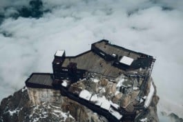 Théo Giacometti, Orange